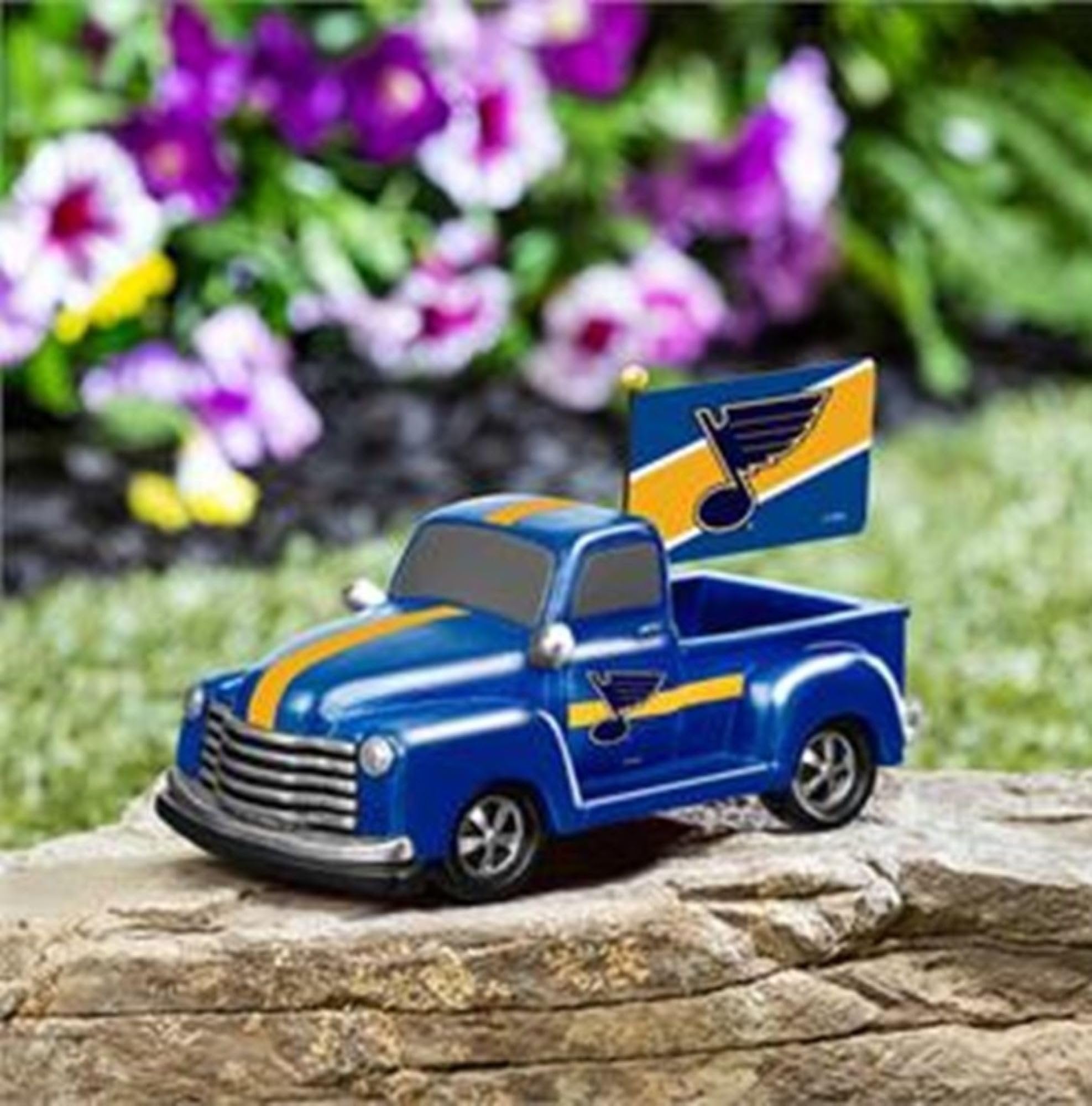 St Louis Blues 9 Inch Metal Rally Truck Statue, Outdoor Garden or Indoor Fan Decor, Sports Fan Collectible Figurine, Officially Licensed