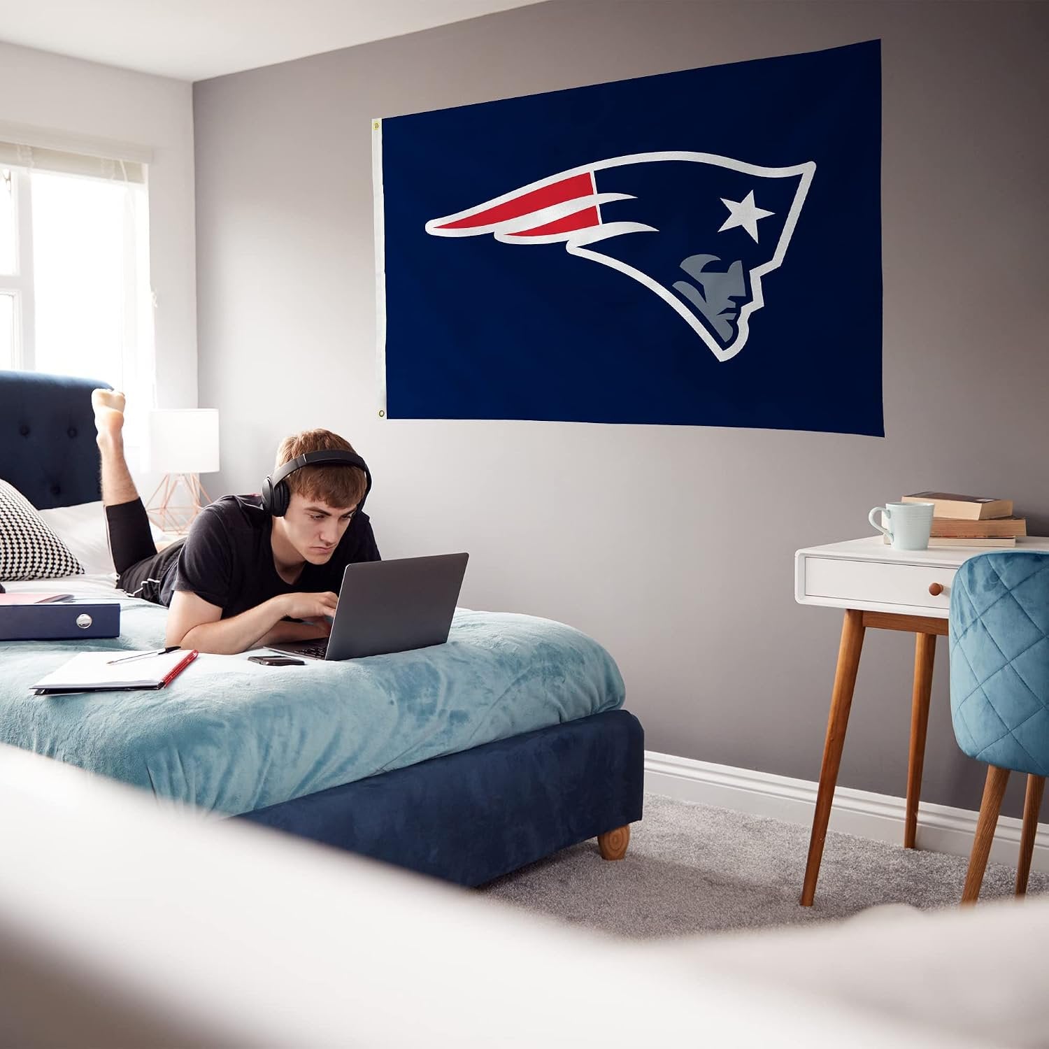 New England Patriots Premium 3x5 Feet Flag Banner, Logo Design, Metal Grommets, Outdoor Use, Single Sided