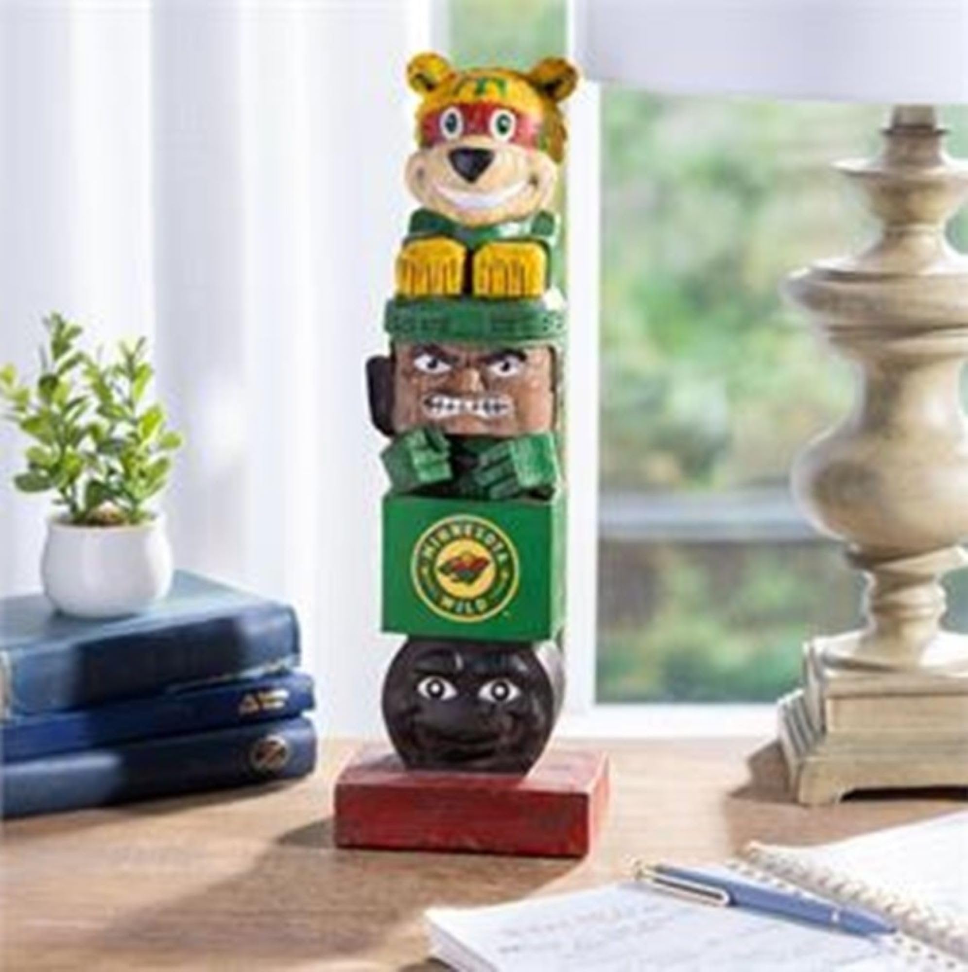 Tampa Bay Rays Team Garden Statue Tiki Tiki Totem, Hand Crafted Resin, 16 Inch Tall, Indoor Outdoor Decorative Mascot Figure, Officially Licensed