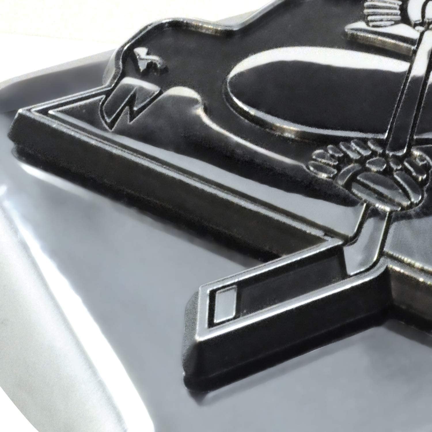 USF South Florida Bulls Hitch Cover Solid Metal with Raised Chrome Metal Emblem 2" Square Type III University of