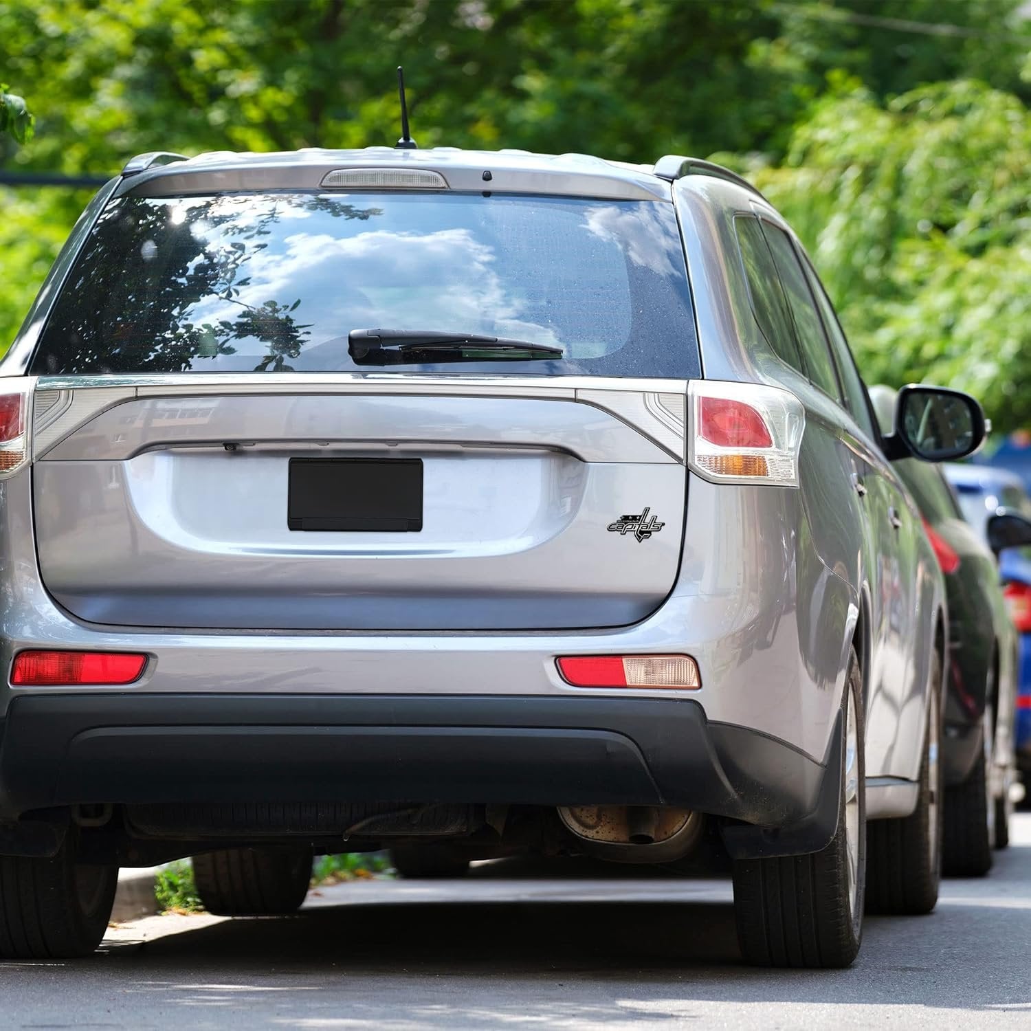Washington Capitals Auto Emblem, Silver Chrome Color, Raised Molded Plastic, 3.5 Inch, Adhesive Tape Backing