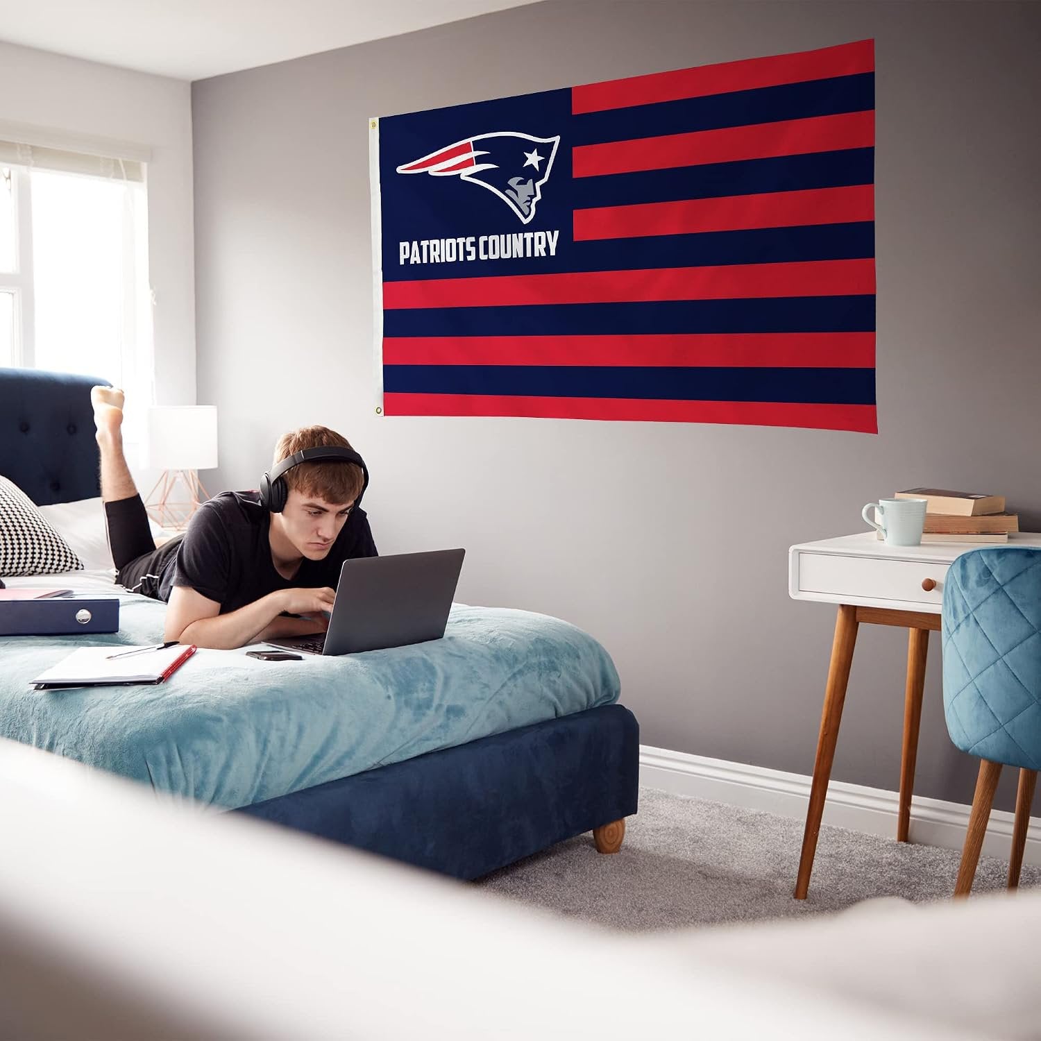 New England Patriots Premium 3x5 Feet Flag Banner, Country Design, Polyester, Metal Grommets, Officially Licensed