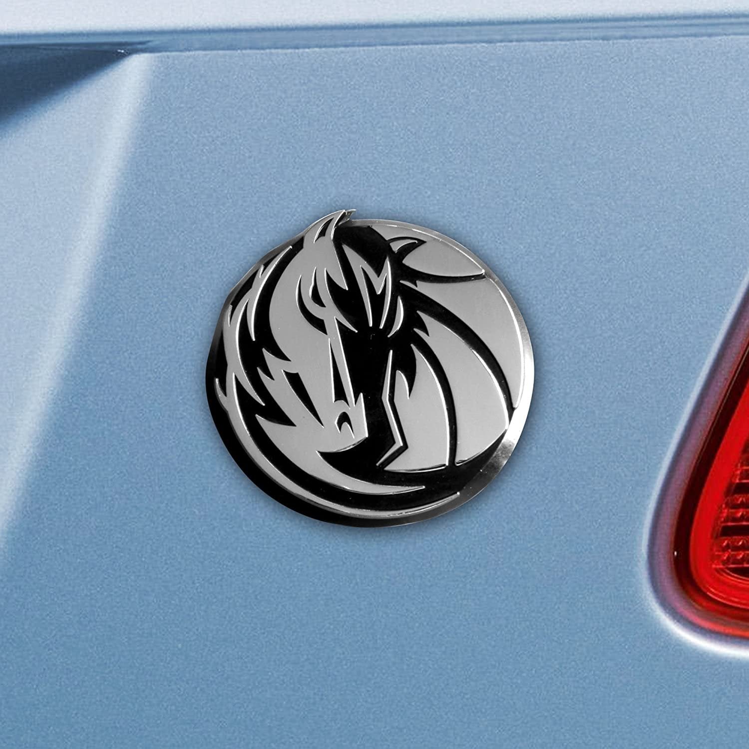 Dallas Mavericks Solid Metal Raised Auto Emblem Decal Adhesive Backing