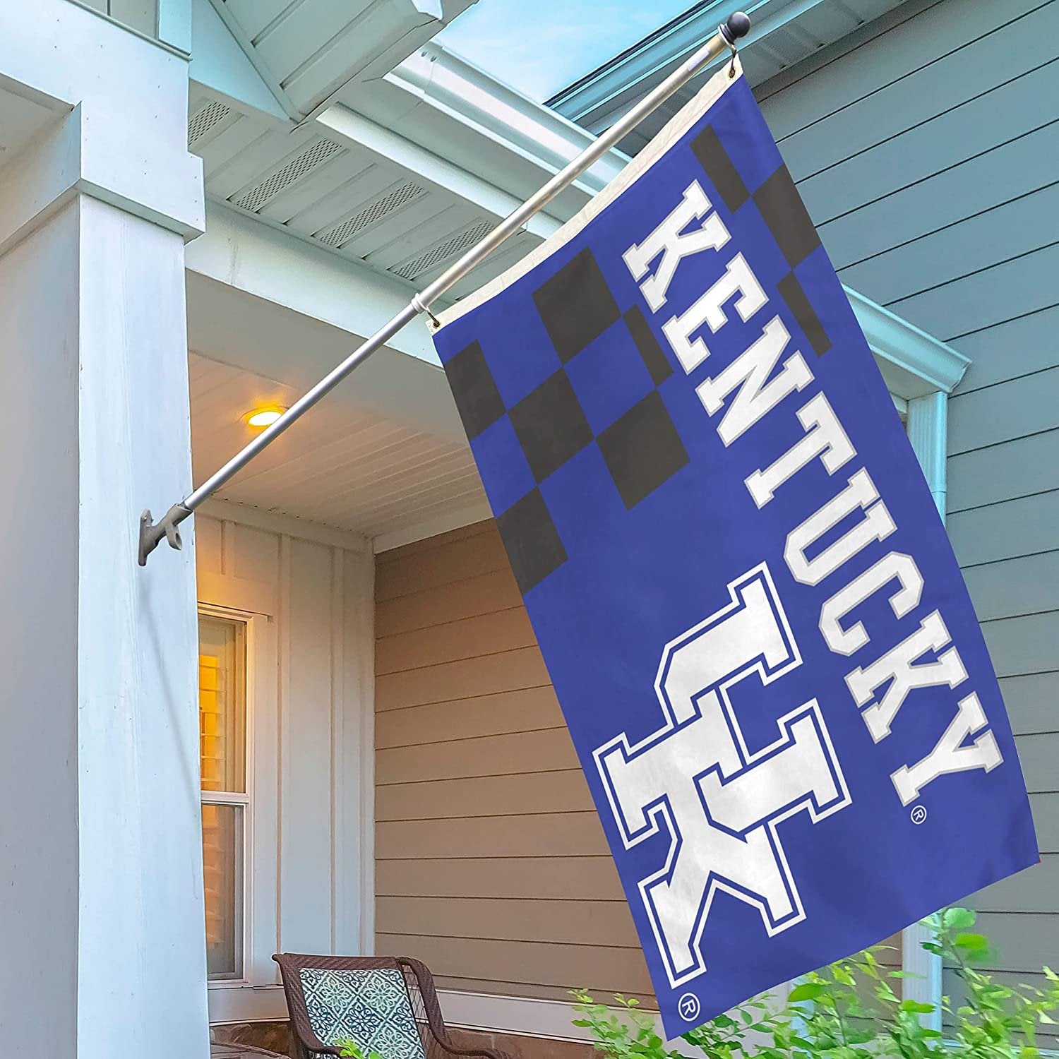 University of Kentucky Wildcats Flag Banner 3x5 Feet Metal Grommets Checkered Design