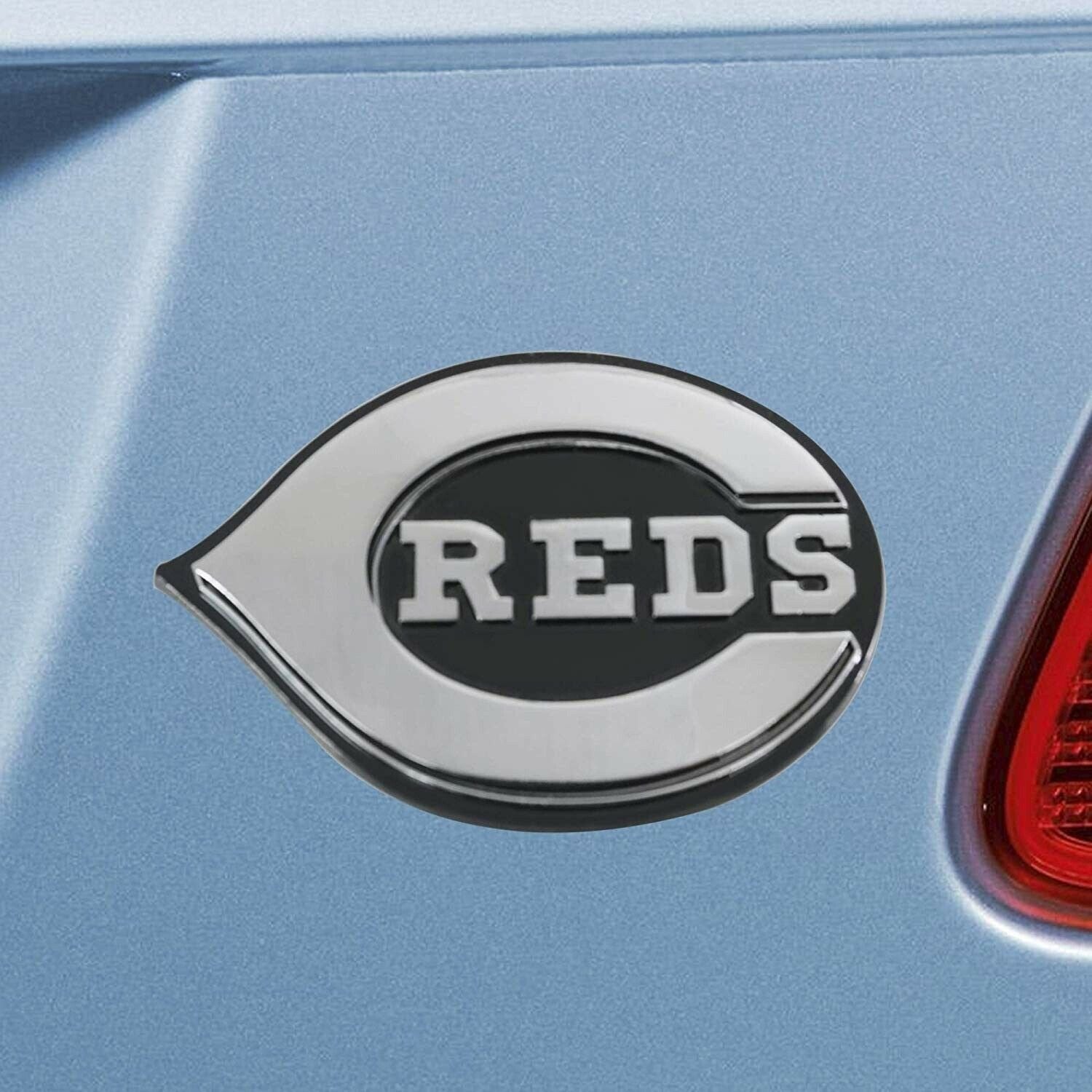 Cincinnati Reds Premium Solid Metal Chrome Raised Auto Emblem Decal Baseball