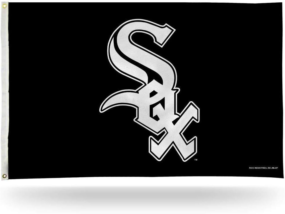 Chicago White Sox 3x5 Foot Flag Banner, Metal Grommets, Outdoor Indoor Use, Single Sided