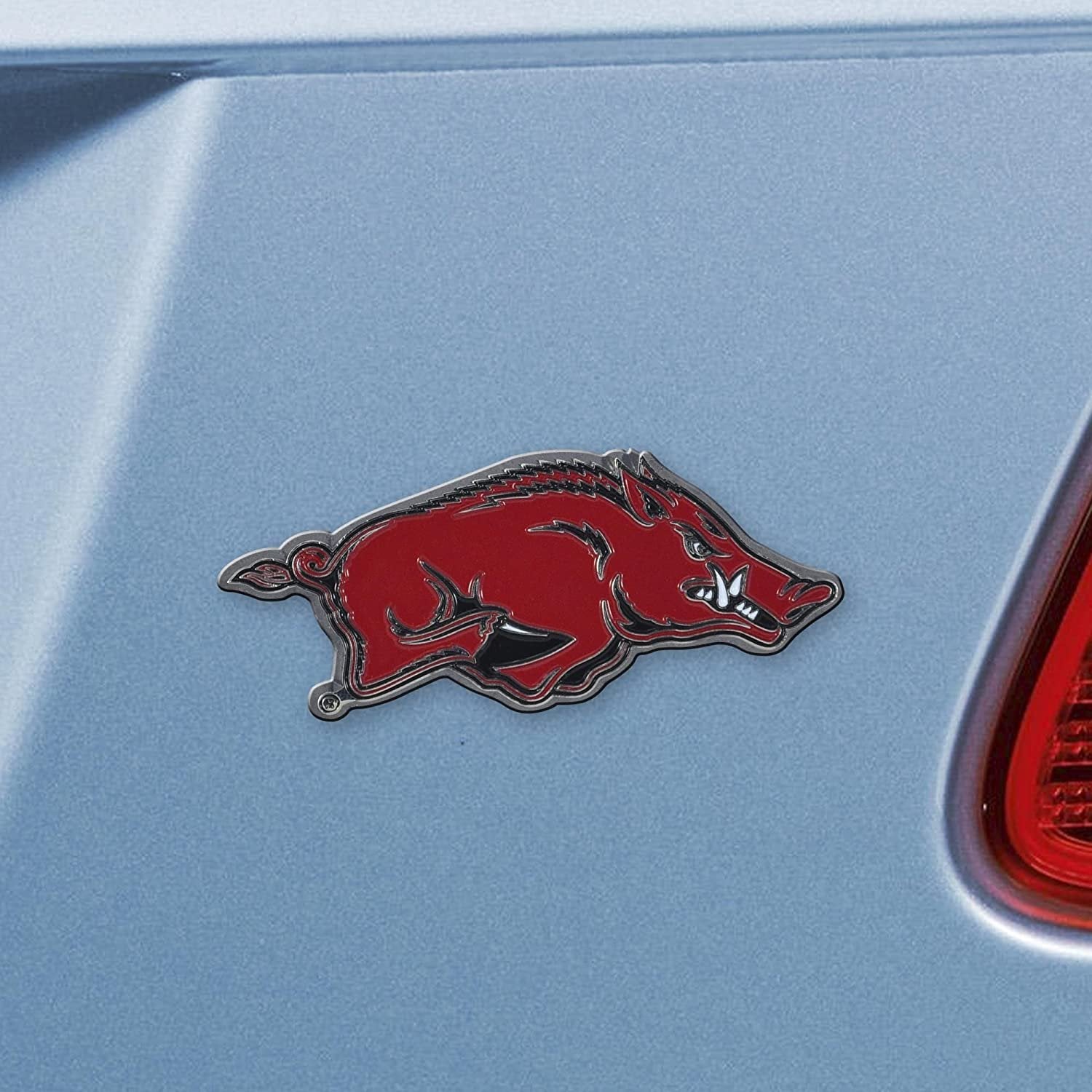 University of Arkansas Razorbacks Premium Solid Metal Color Chrome Auto Emblem Decal