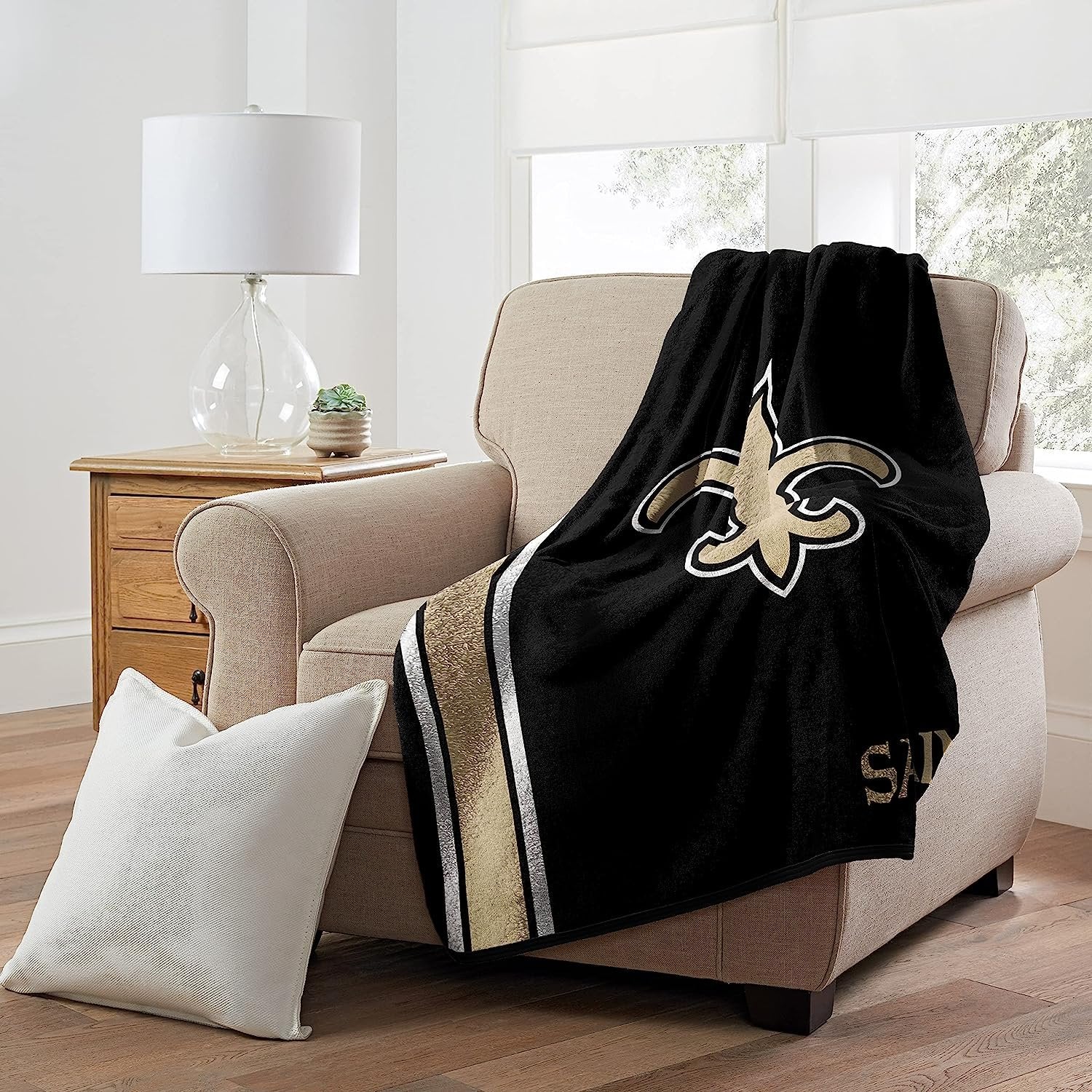 New Orleans Saints Throw Blanket, Polyester Super Soft Sherpa, 50X60 Inch, Jersey Design