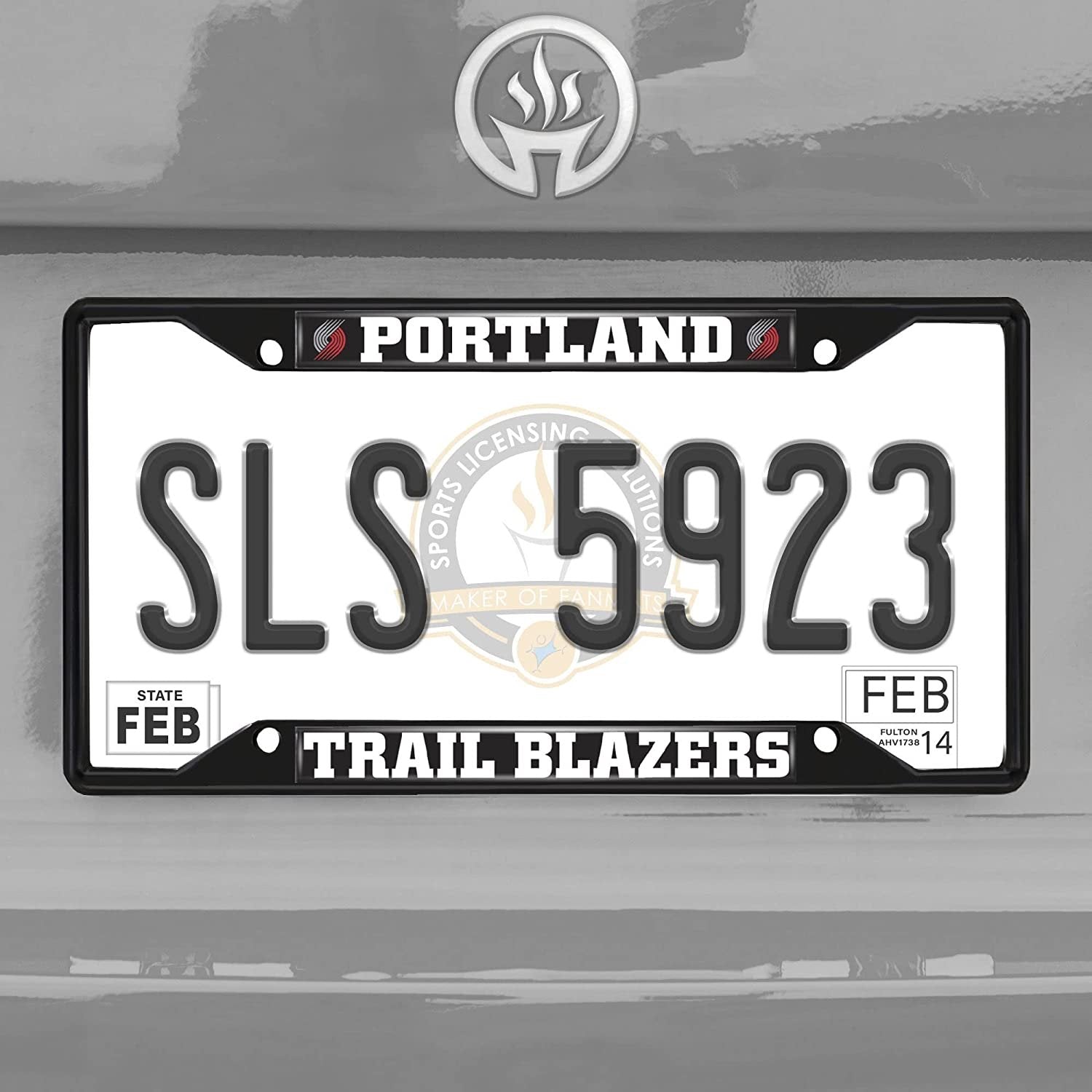 FANMATS 31339 Portland Trail Blazers Metal License Plate Frame Black Finish