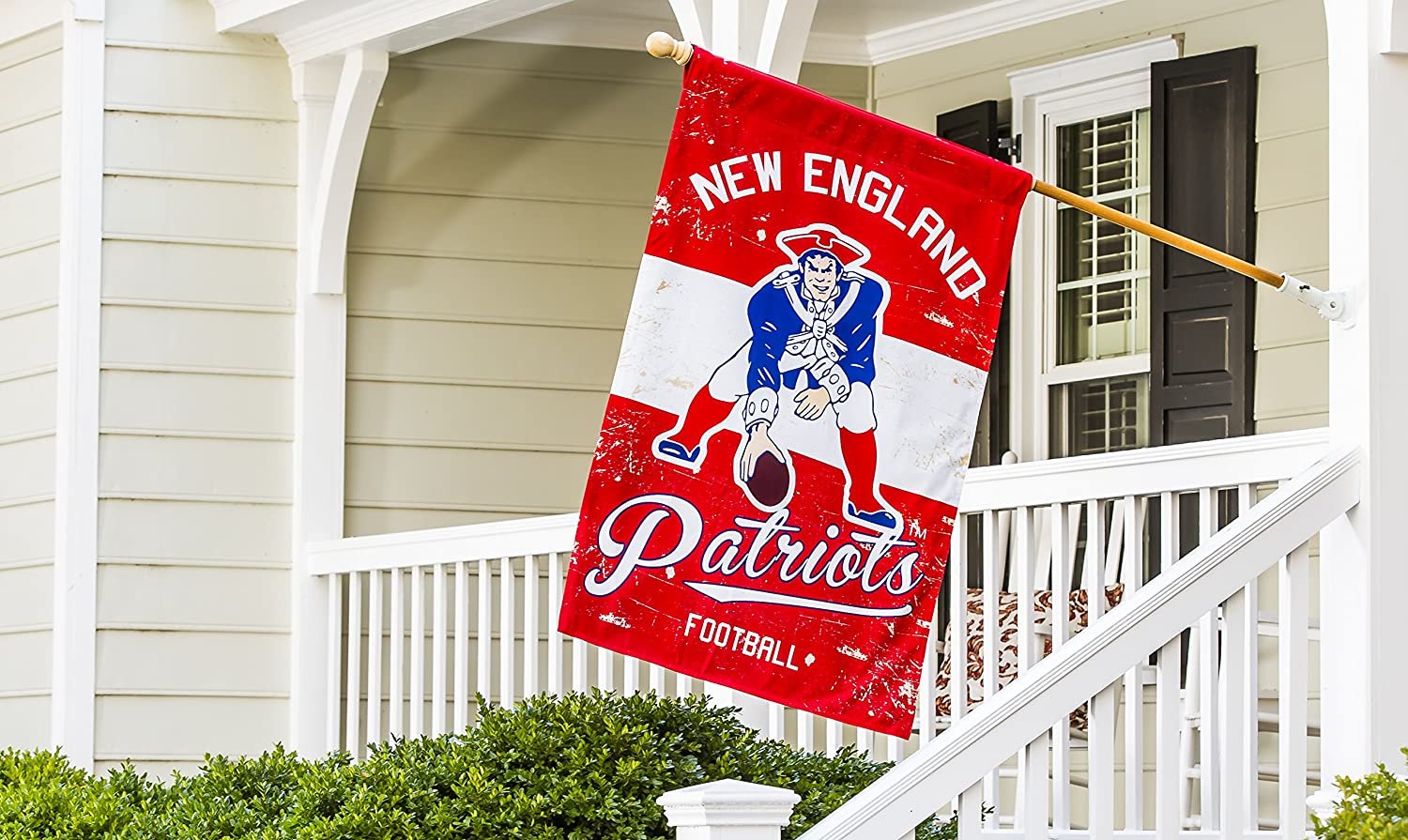 New England Patriots Premium 2-sided Garden Flag Banner, Vintage Logo, Linen, 13x18 Inch