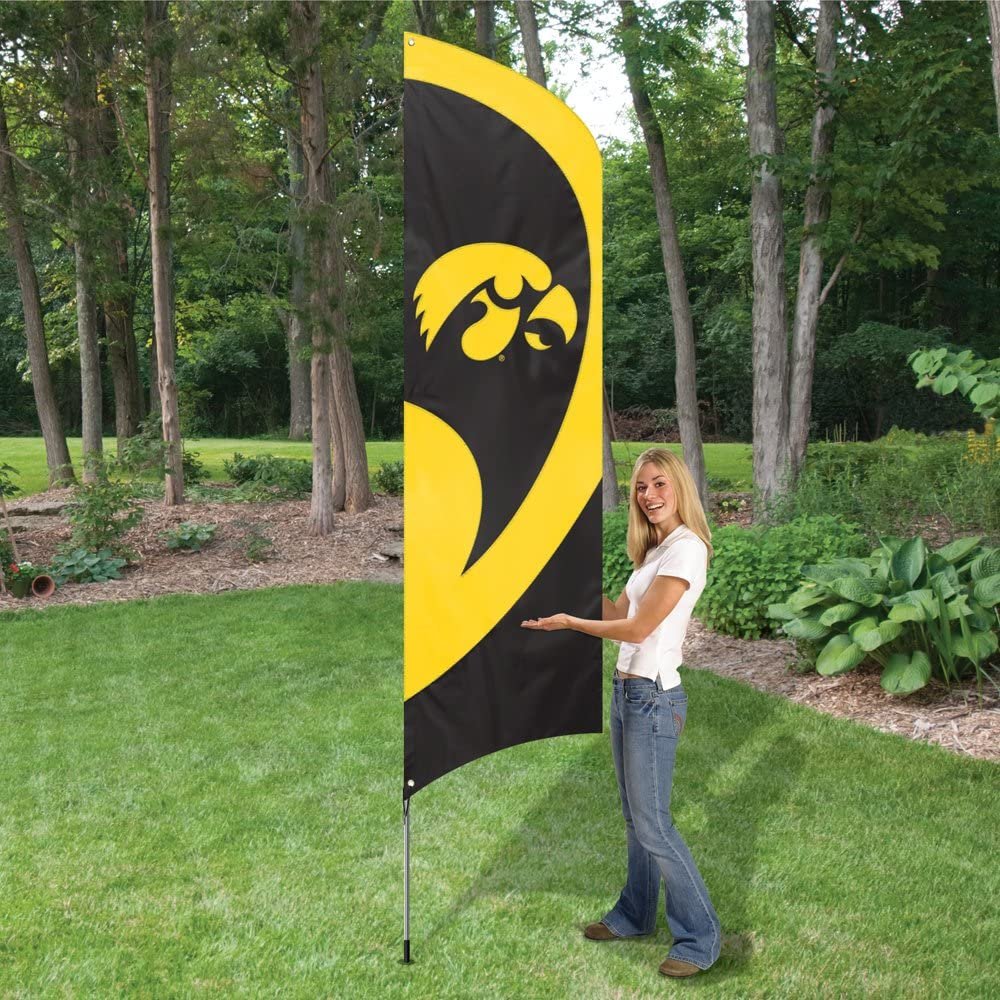 University of Iowa Hawkeyes Tailgating Flag Kit 8.5 x 2.5 feet with Pole