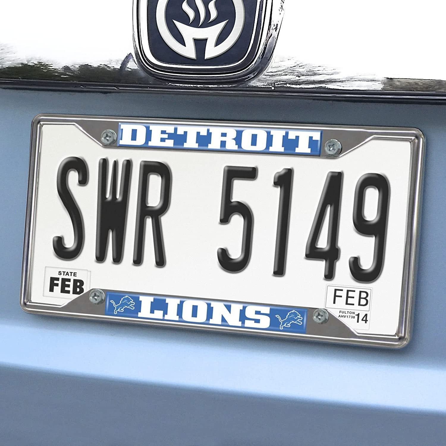 Detroit Lions Metal License Plate Frame Chrome Tag Cover 6x12 Inch