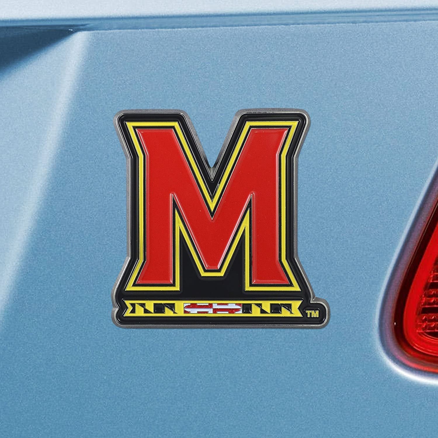 University of Maryland Terrapins Premium Solid Metal Raised Auto Emblem, Team Color, Shape Cut, Adhesive Backing