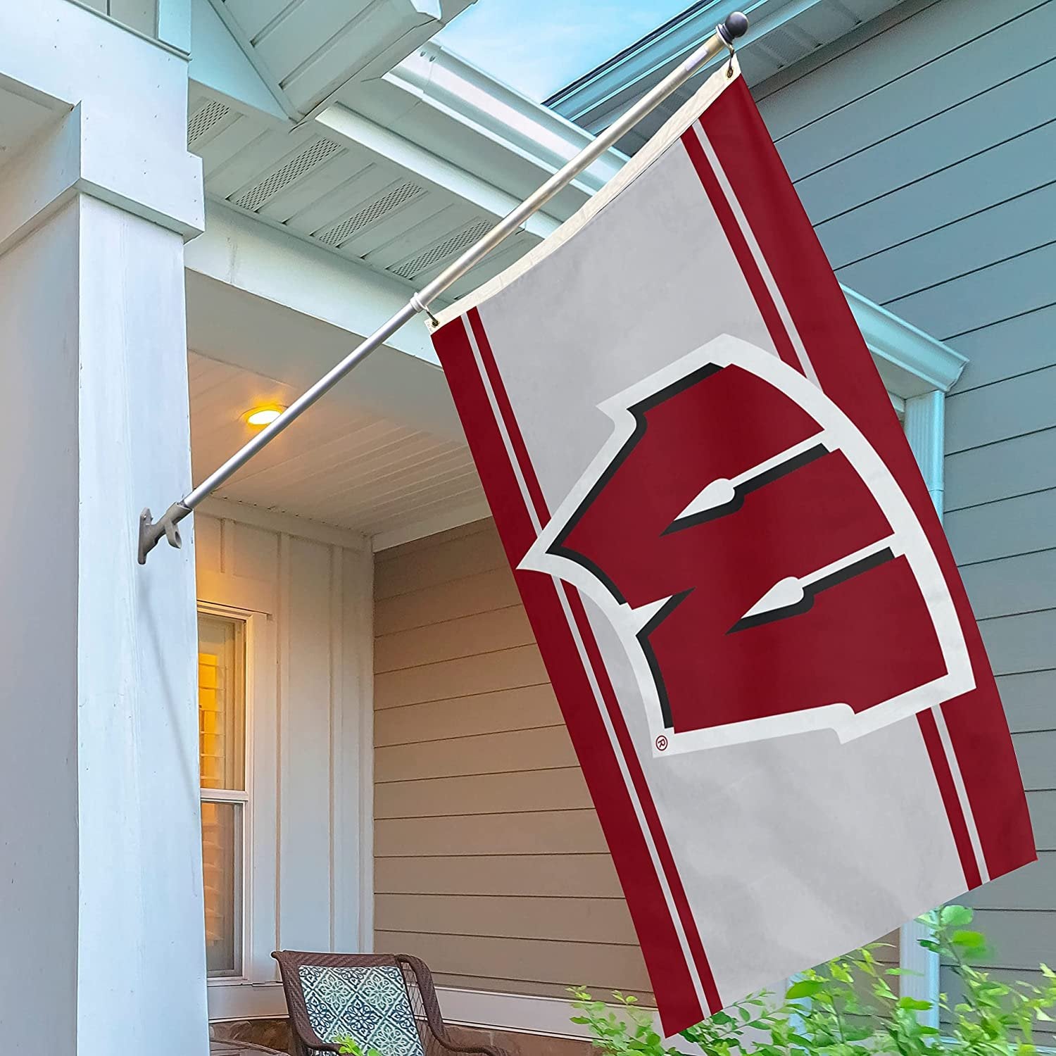 University of Wisconsin Badgers Flag Banner 3x5 Feet Metal Grommets Logo Design